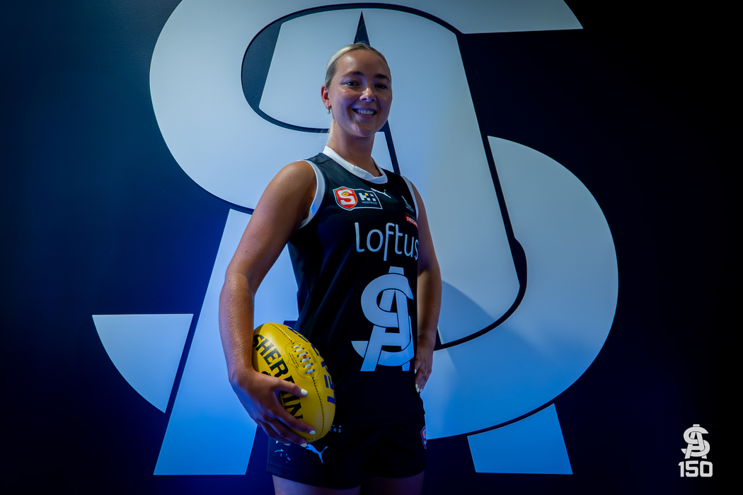 2026 PUMA Women's Navy Guernsey